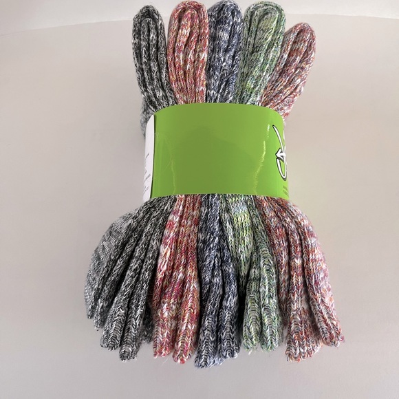 Women’s Crew Socks - Picture 3 of 4